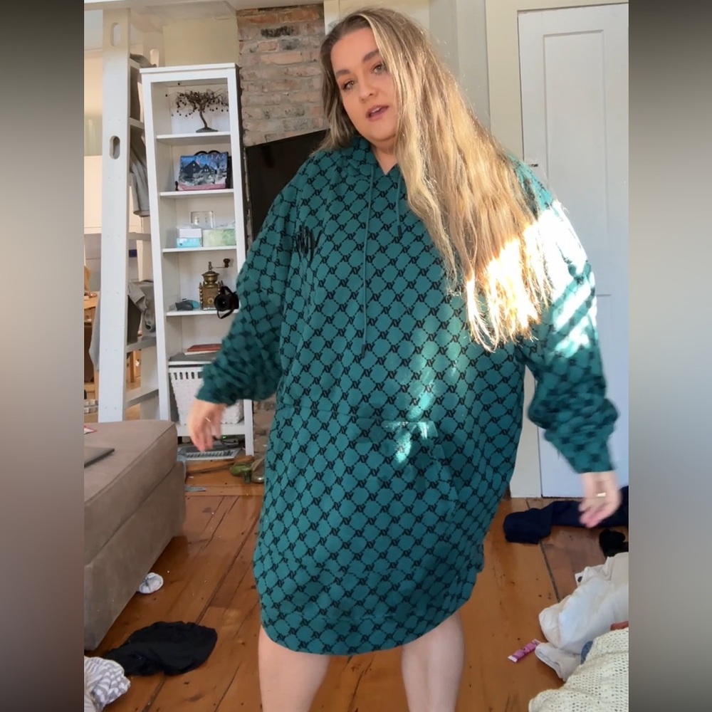 YITTY OVERSIZED HOODIE “DRESS”